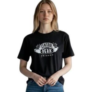 FRIENDS CENTRAL PERK BLACK T-SHIRT SZ.S EUC.